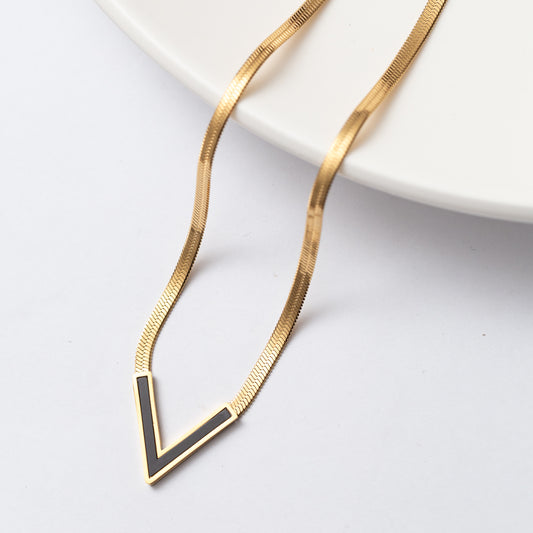 Collier en acier tendance