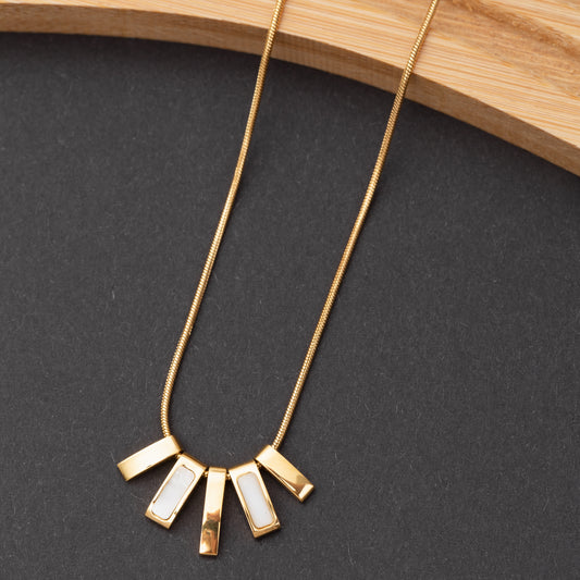 Collier Opaline en acier inoxydable garanti