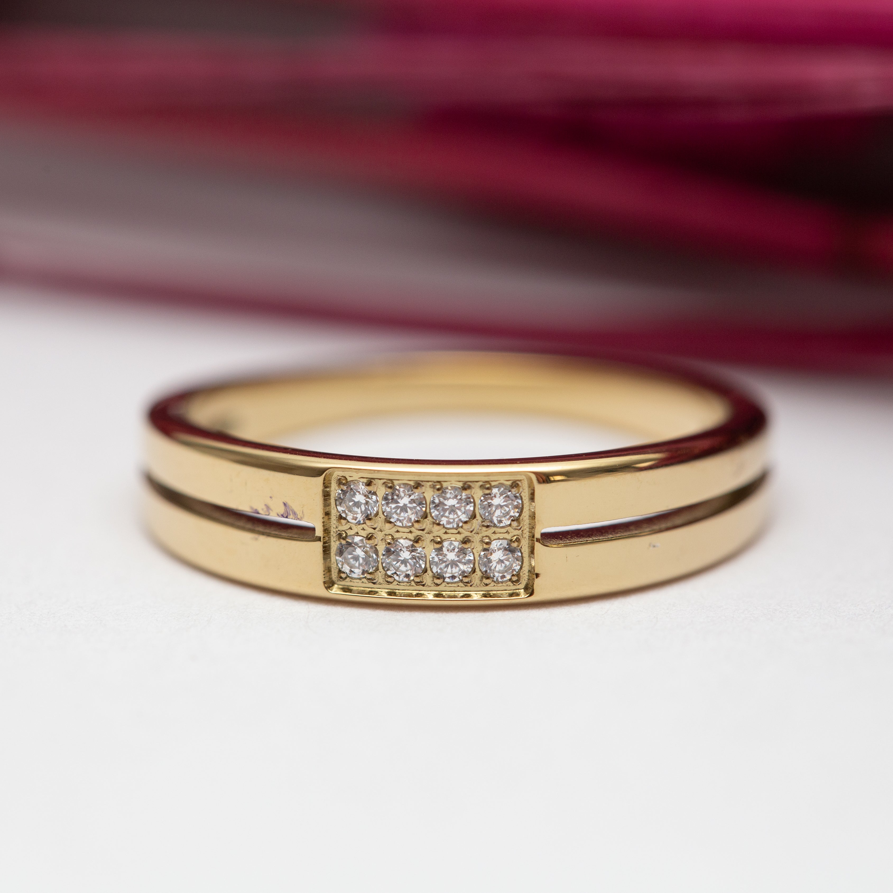 خاتم ستانلس ستيل اكس بي خط عصري 8 احجار خاتم ستانلس ستيل اكس بي خط عصري 8 احجار