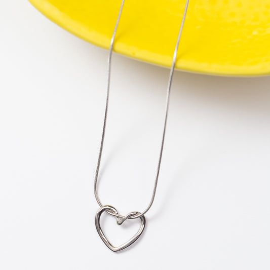 Collier en acier tendance - Cœur