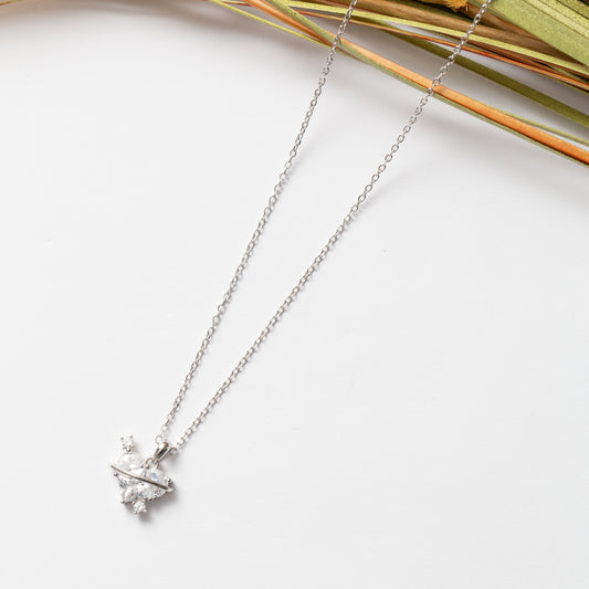 Collier Argent RhodiĆ© tendance avec motif cÅur blanc