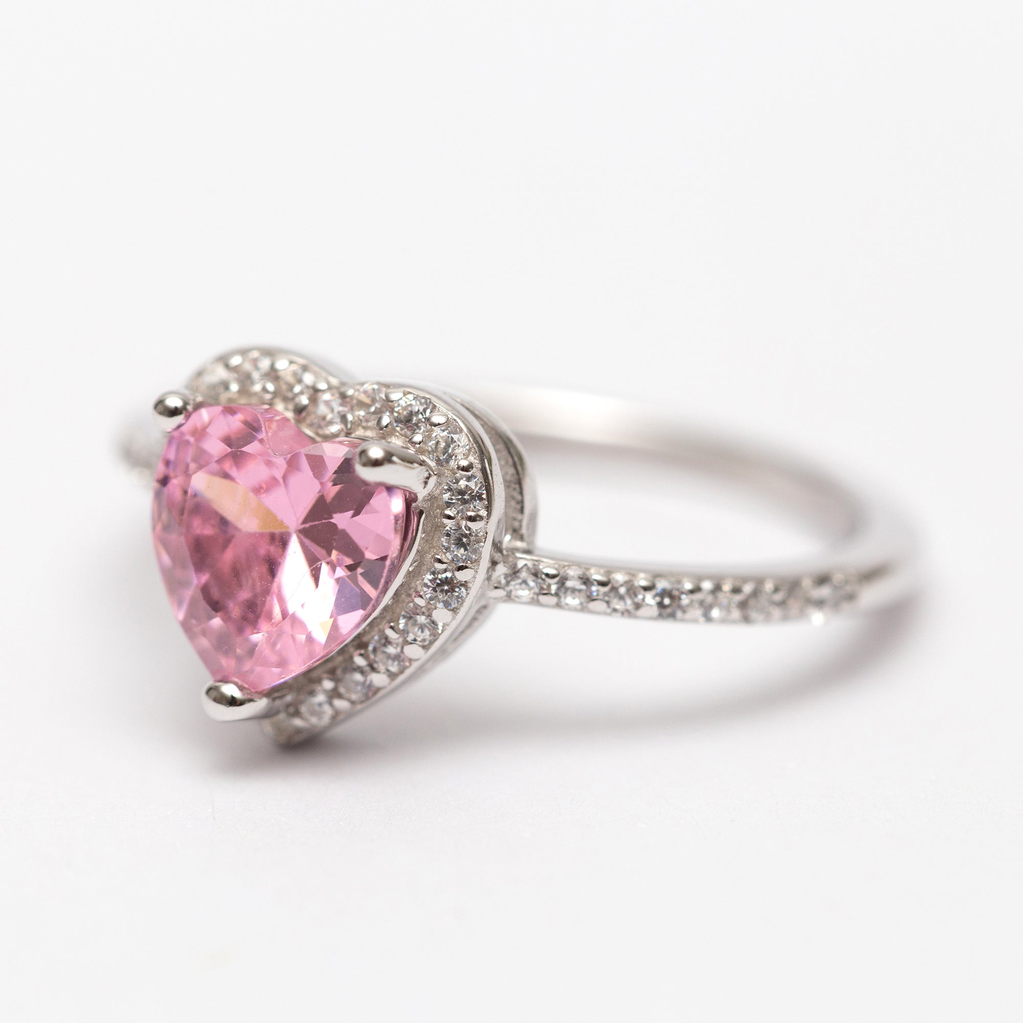 باندورا الروديوم خاتم فضة. نمط القلب الوردي باندورا الروديوم خاتم فضة. نمط القلب الوردي