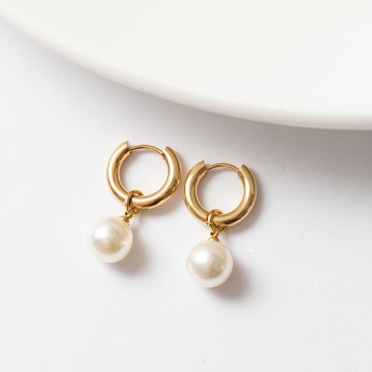 Boucles d'oreilles en acier : Un bijou pour une touche de luxe