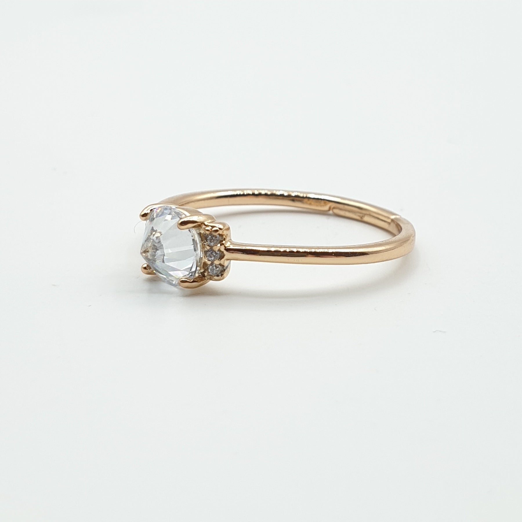 Bague xp tendance Plaqué or pierre en miroir Bague xp tendance Plaqué or pierre en miroir