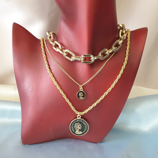 Collier chargƩ bijoux de fantaisie double Elizabeth noir