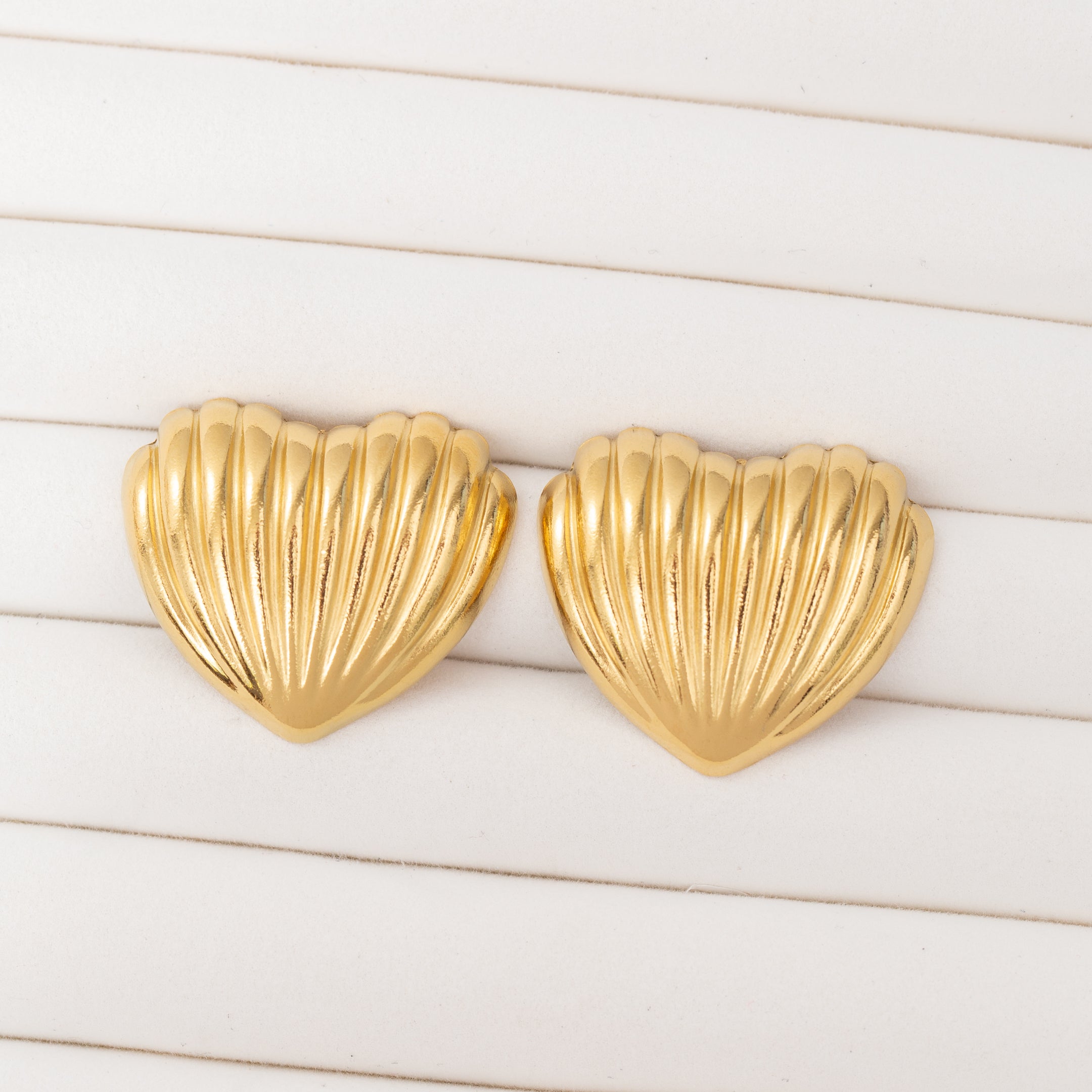 Boucles d'oreilles NACRÉES en acier inoxydable