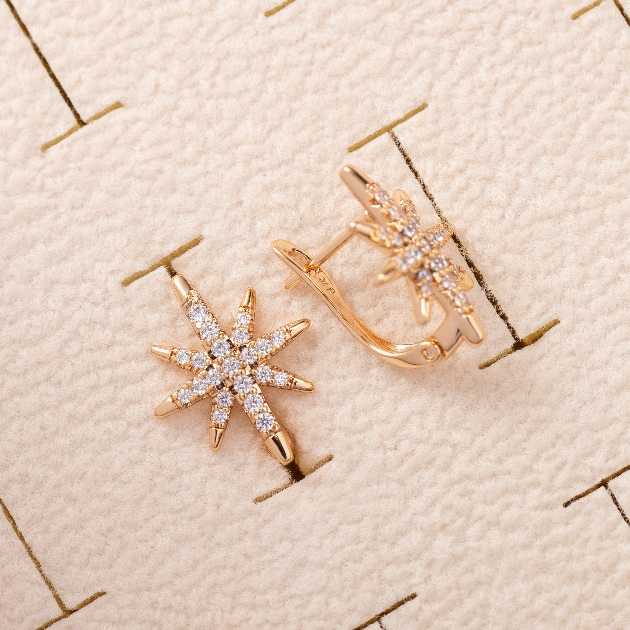 Boucles d'oreilles 18K en Plaqué Or Pierres Zirconium Fines