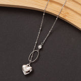 Collier ELARA en acier inoxydable garanti, en promotion