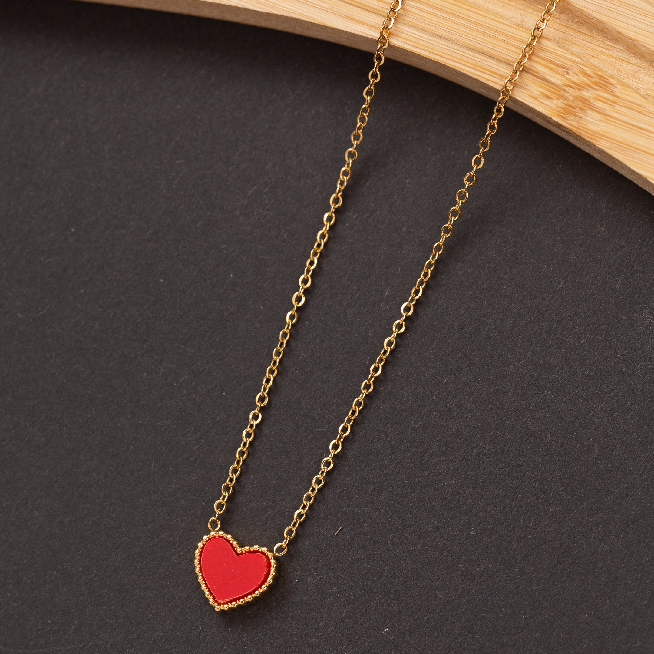 Collier HEARTY en acier inoxydable garanti, en promotion