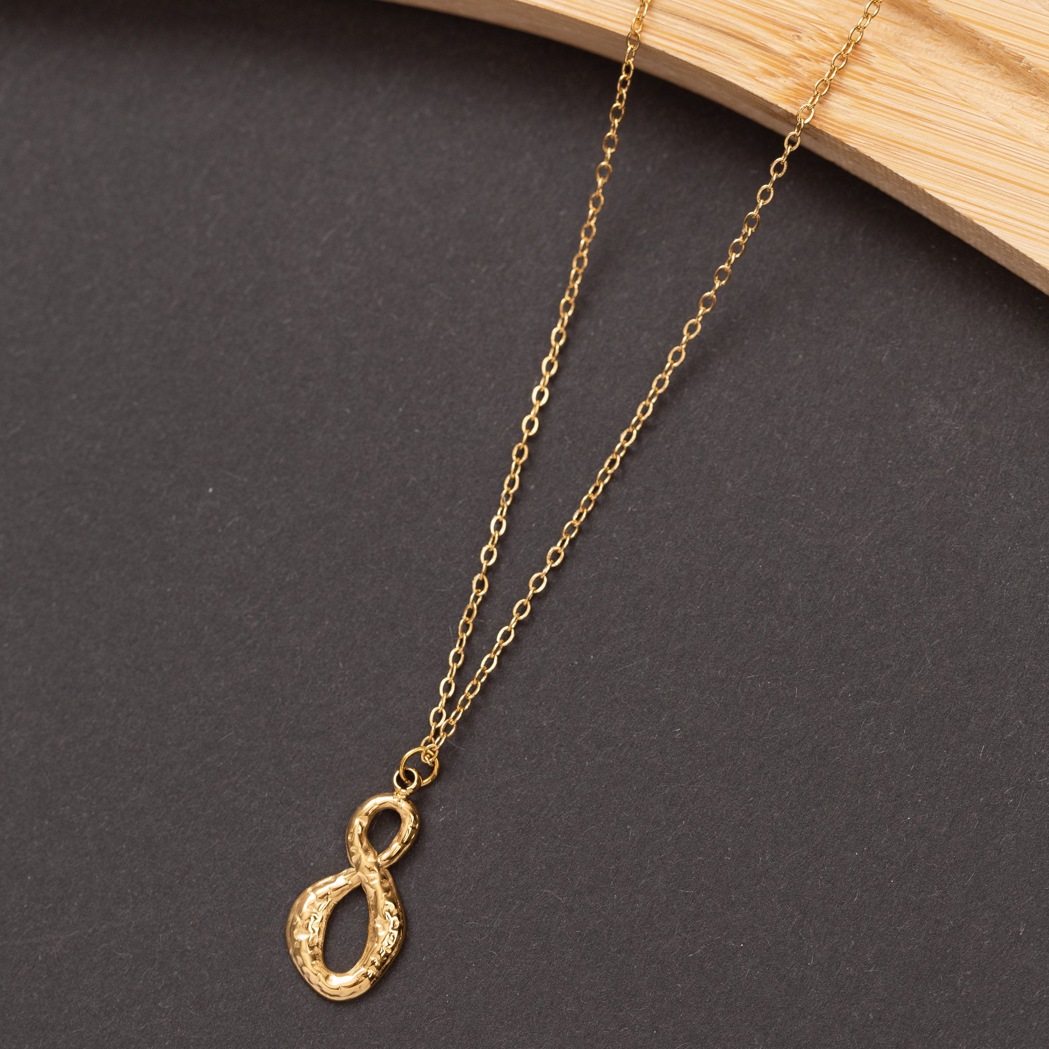 Collier CHARM en acier inoxydable garanti, en promotion