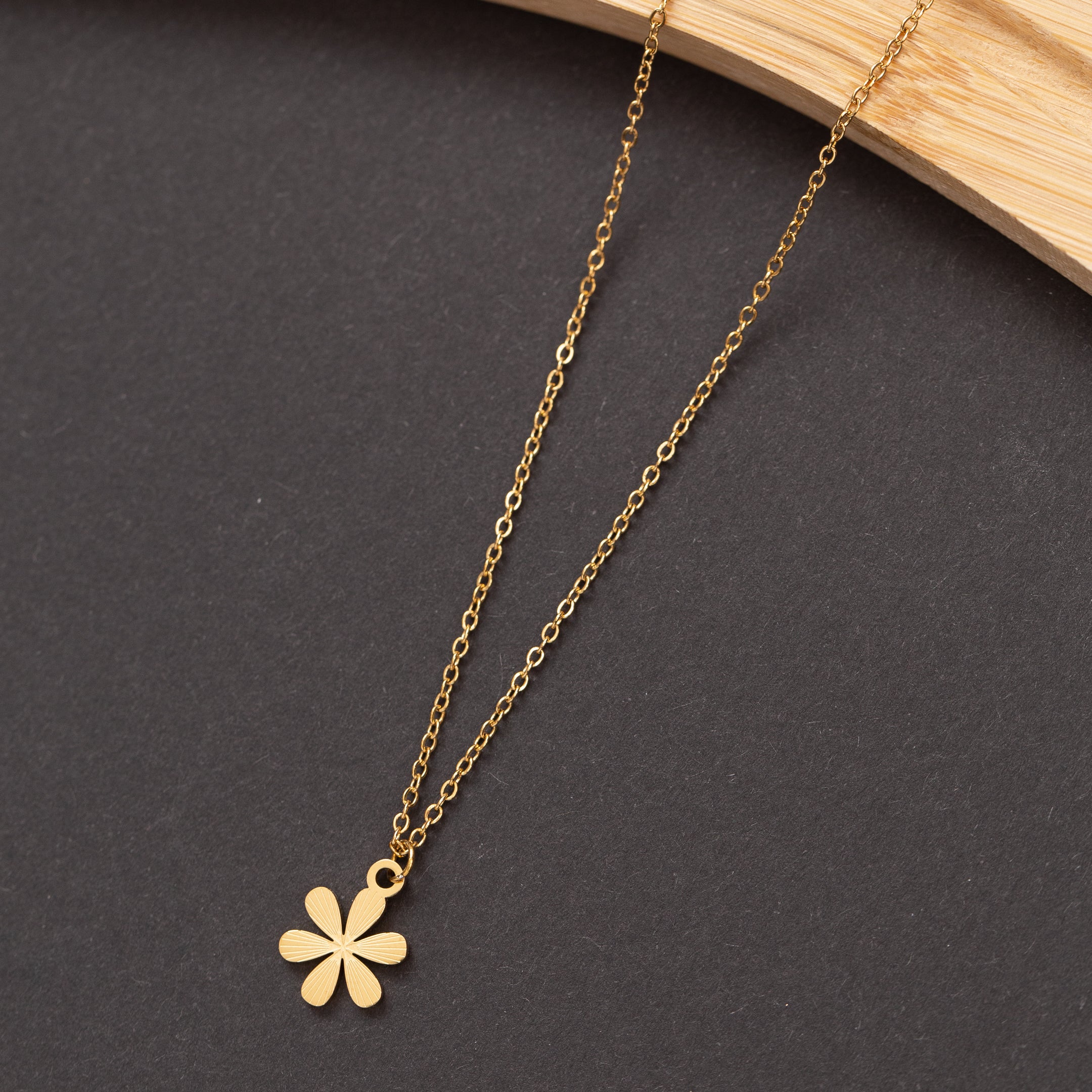 Collier NECKLACE LINK en acier inoxydable garanti, en promotion