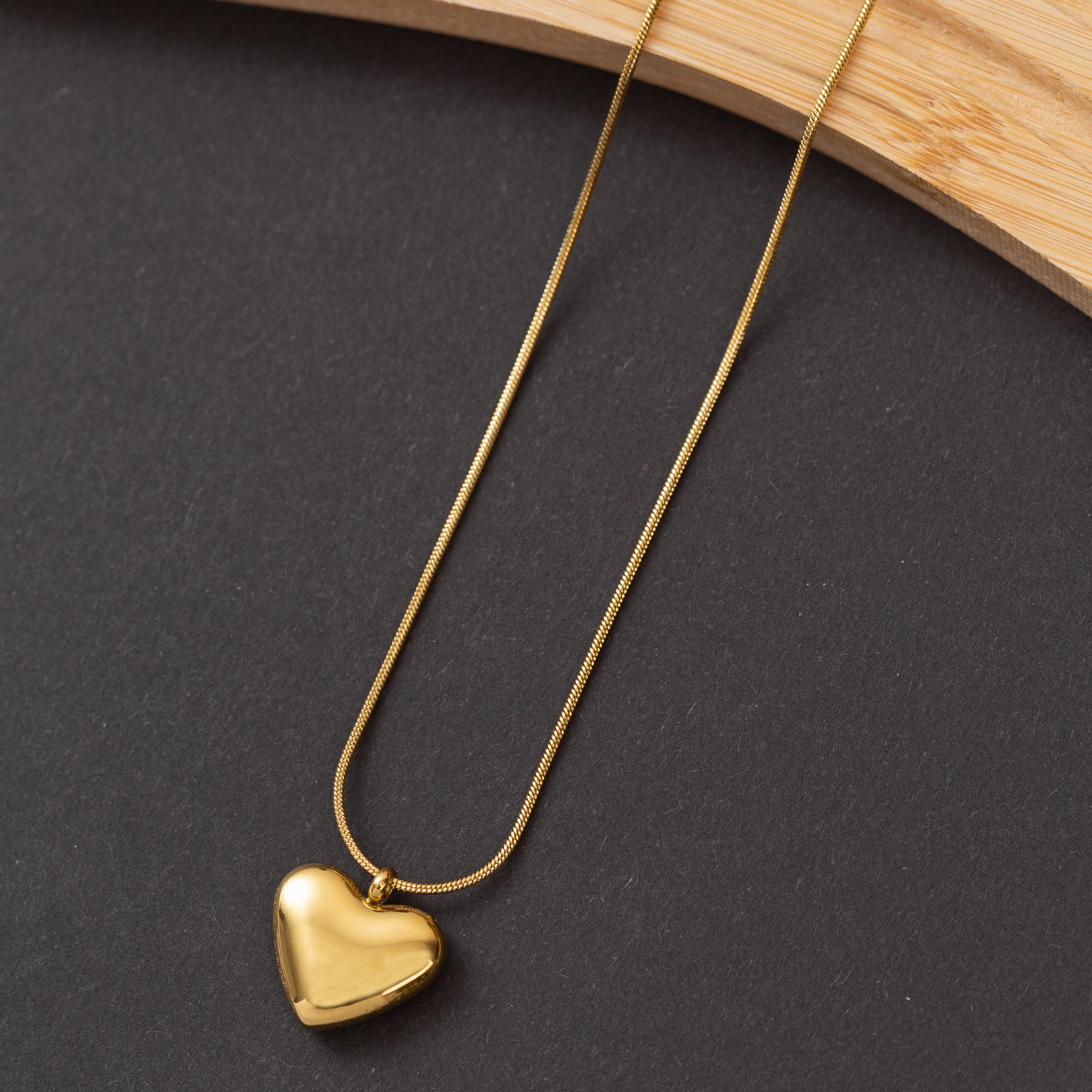 Collier CLARA en acier inoxydable garanti