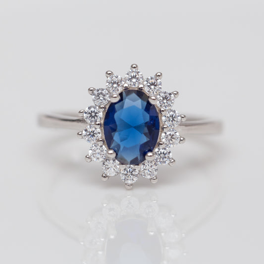 Bague argent rhodié tendance avec un motif bleu