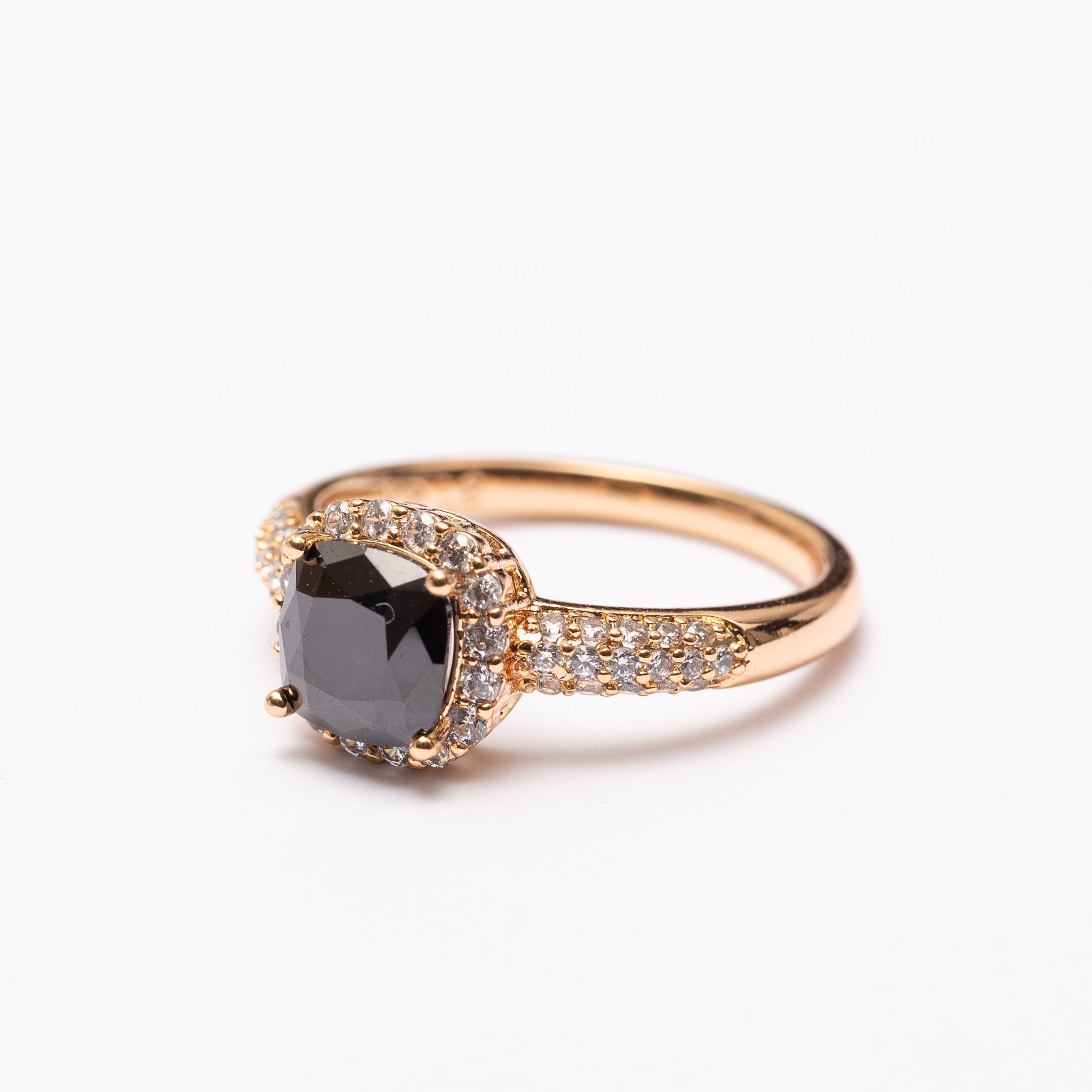 Bague élégance dorée en plaqué or 18 K