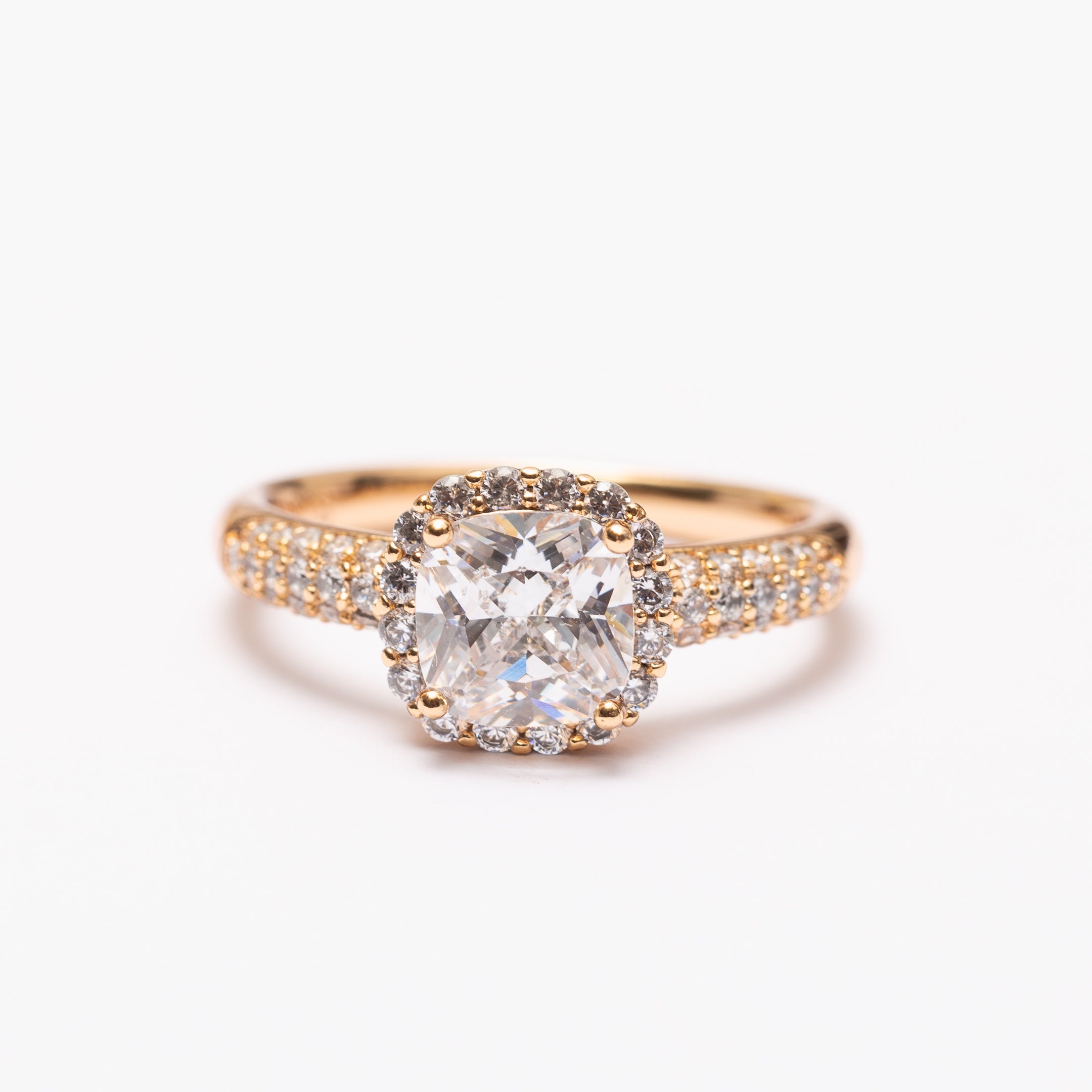 Bague élégance dorée en plaqué or 18 K