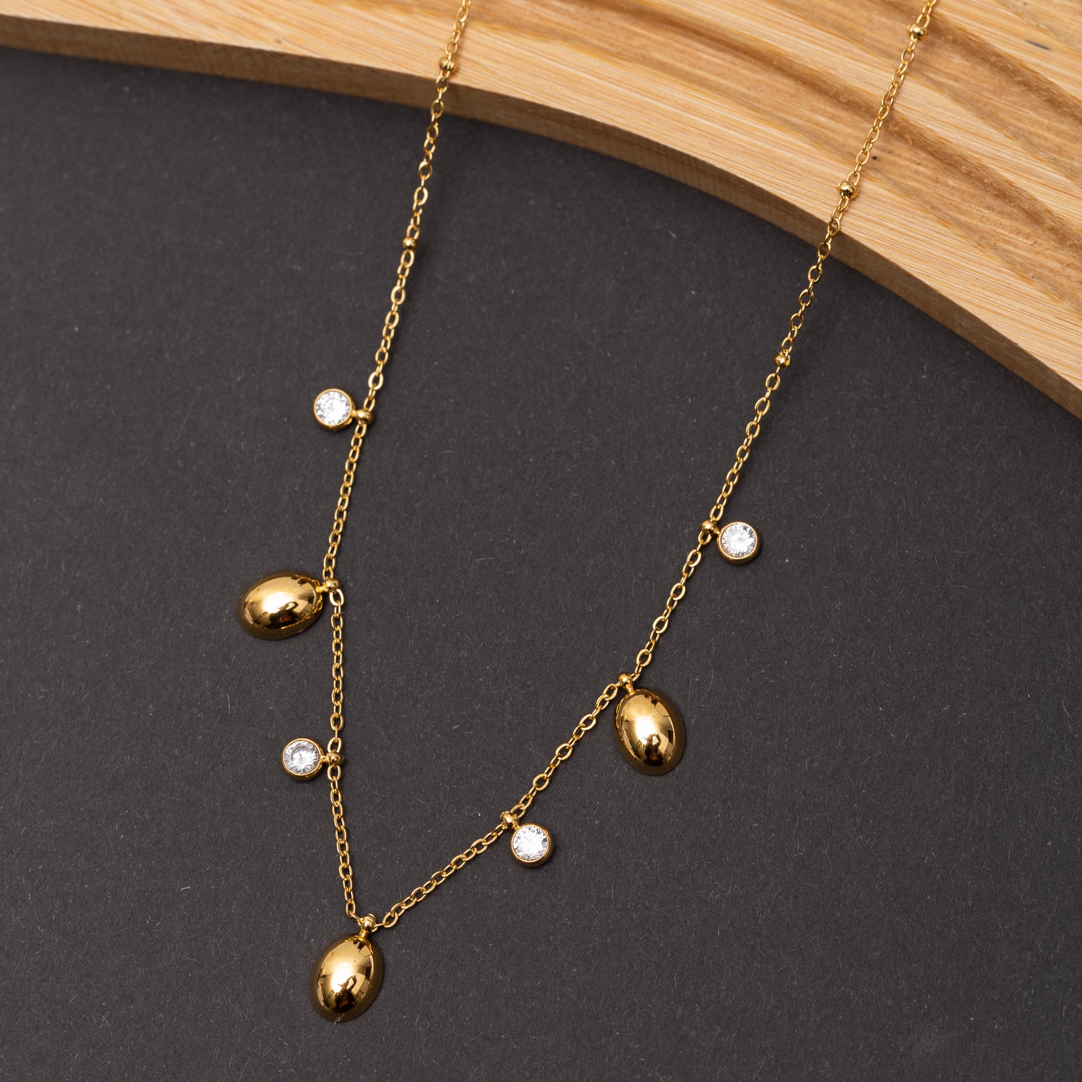 Collier en acier inoxydable garanti Lyna