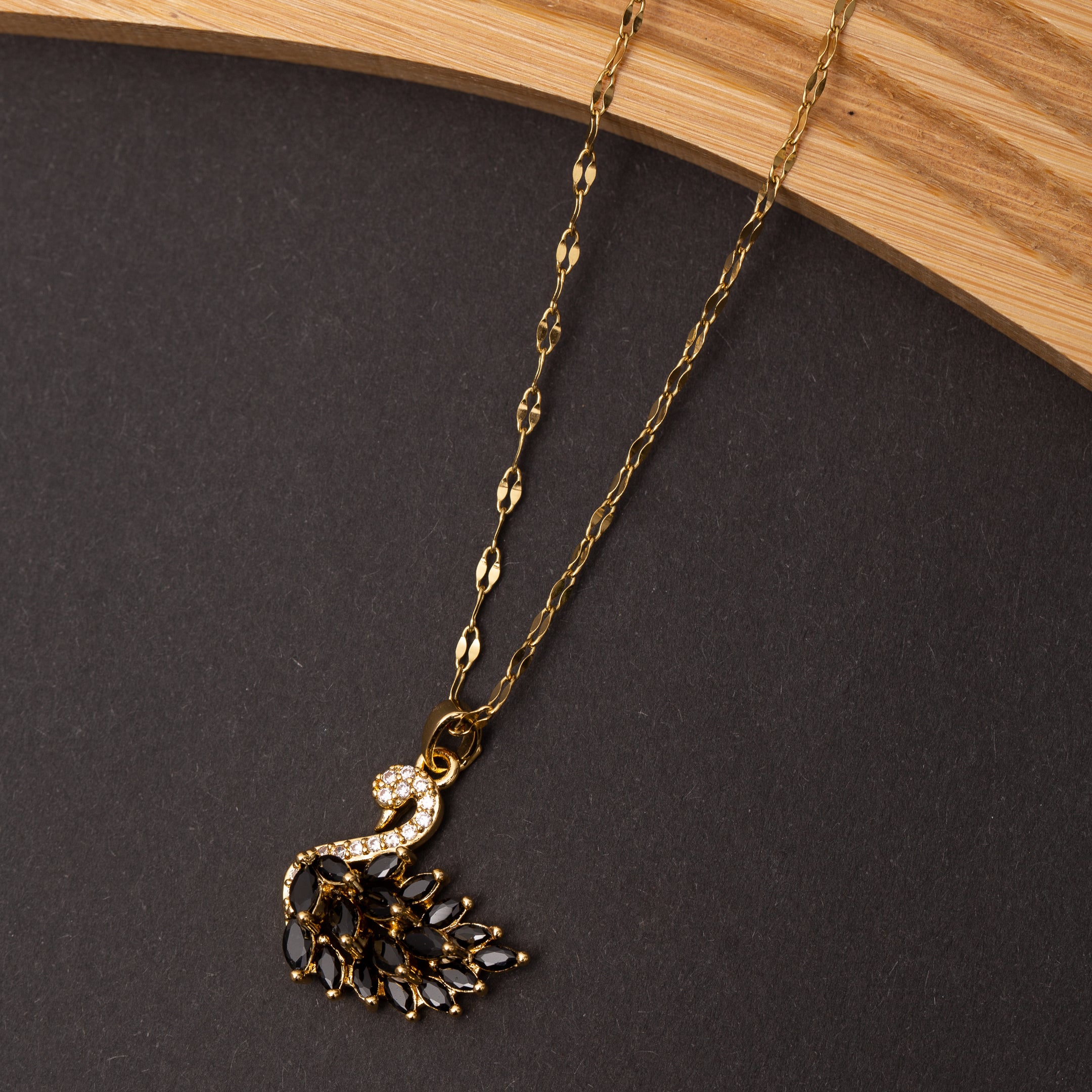 Collier Inoxy en acier inoxydable garanti en promo