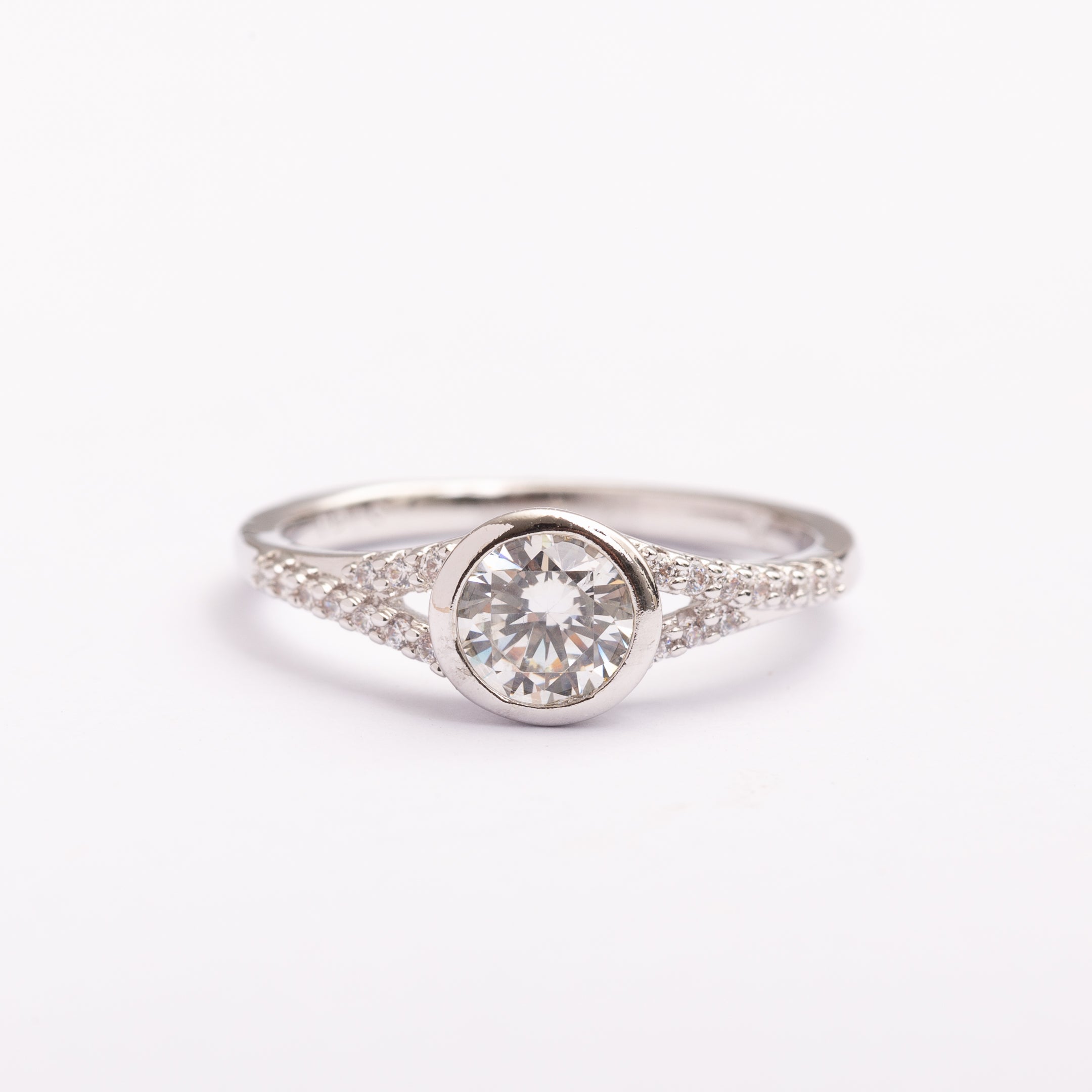 Bague Silver-Line en plaqué or avec une finition argentée