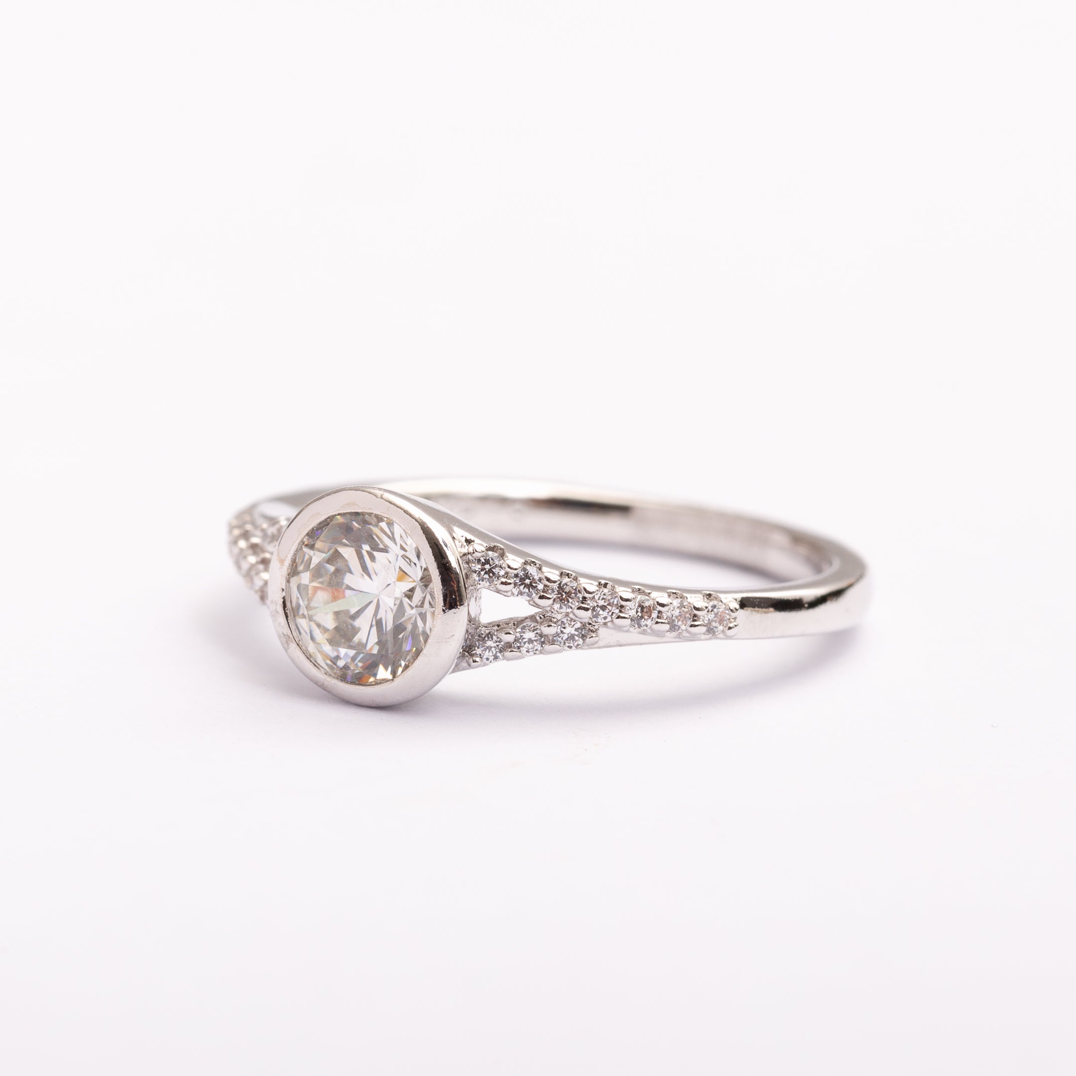 Bague Silver-Line en plaqué or avec une finition argentée