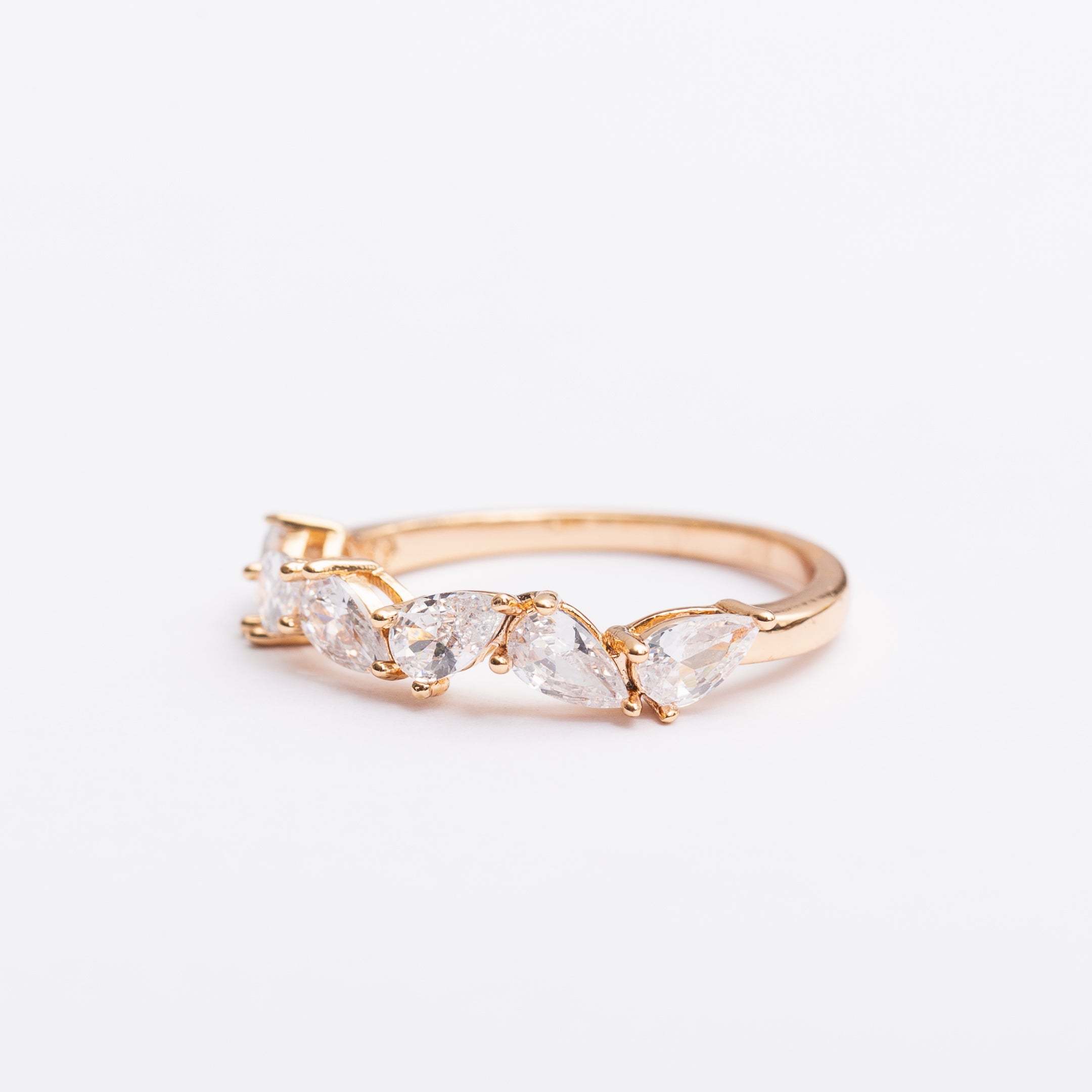 Bague Or-Line en plaqué or avec une finition dorée