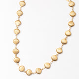 Collier en acier tendance pour cet été