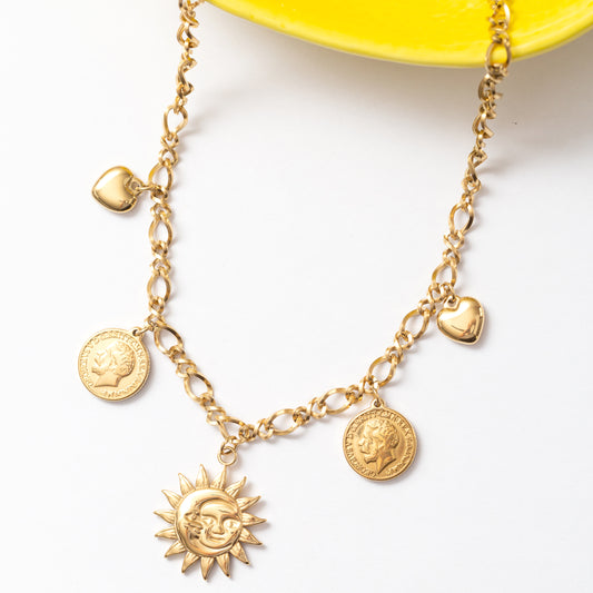 Collier en acier tendance pour cet été