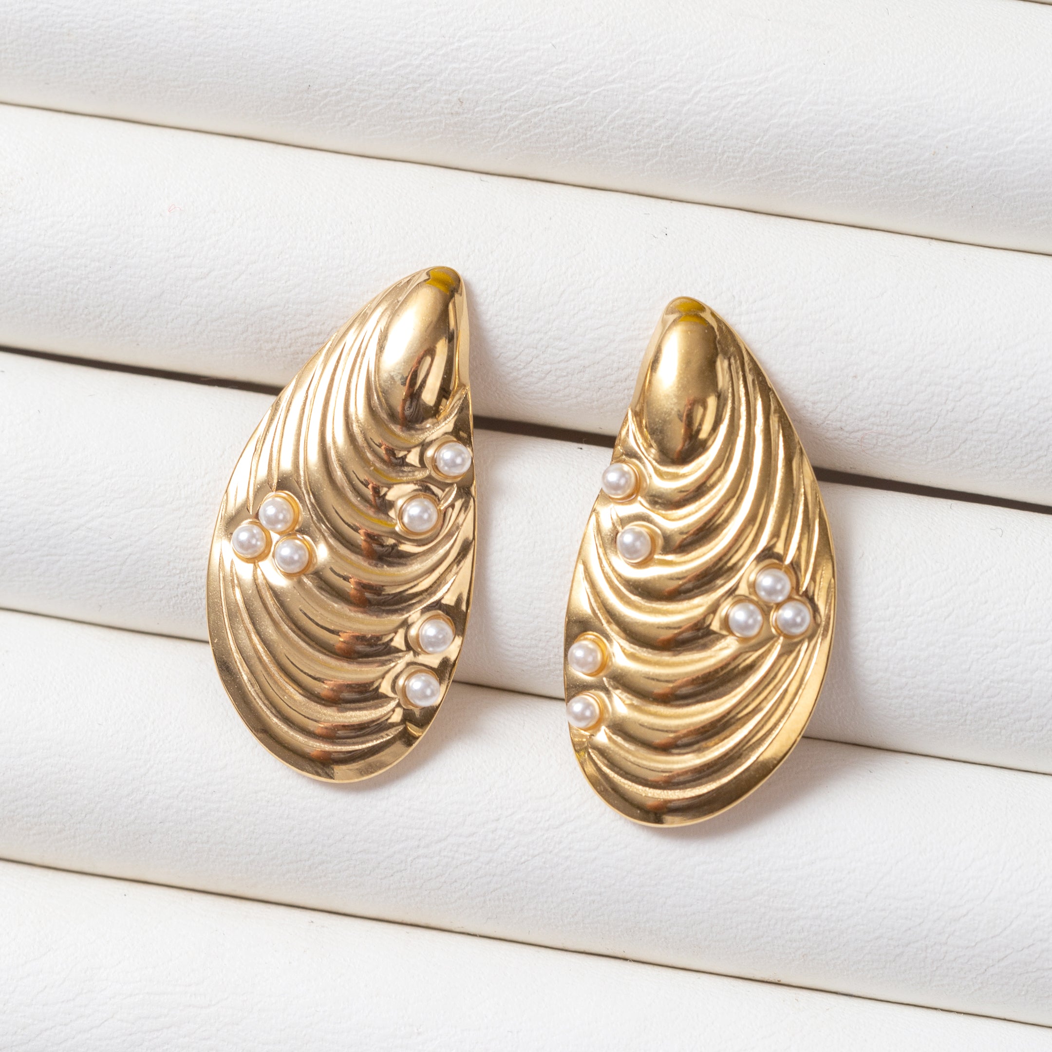 Boucles d'oreilles en acier