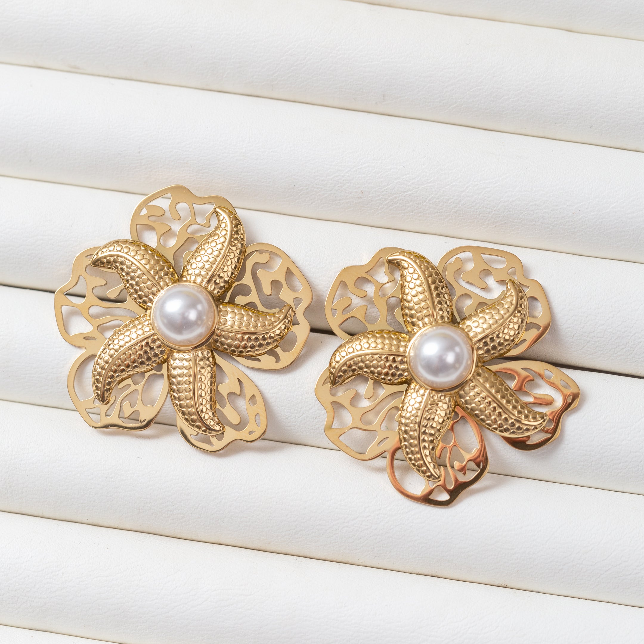 Boucles d'oreilles en acier
