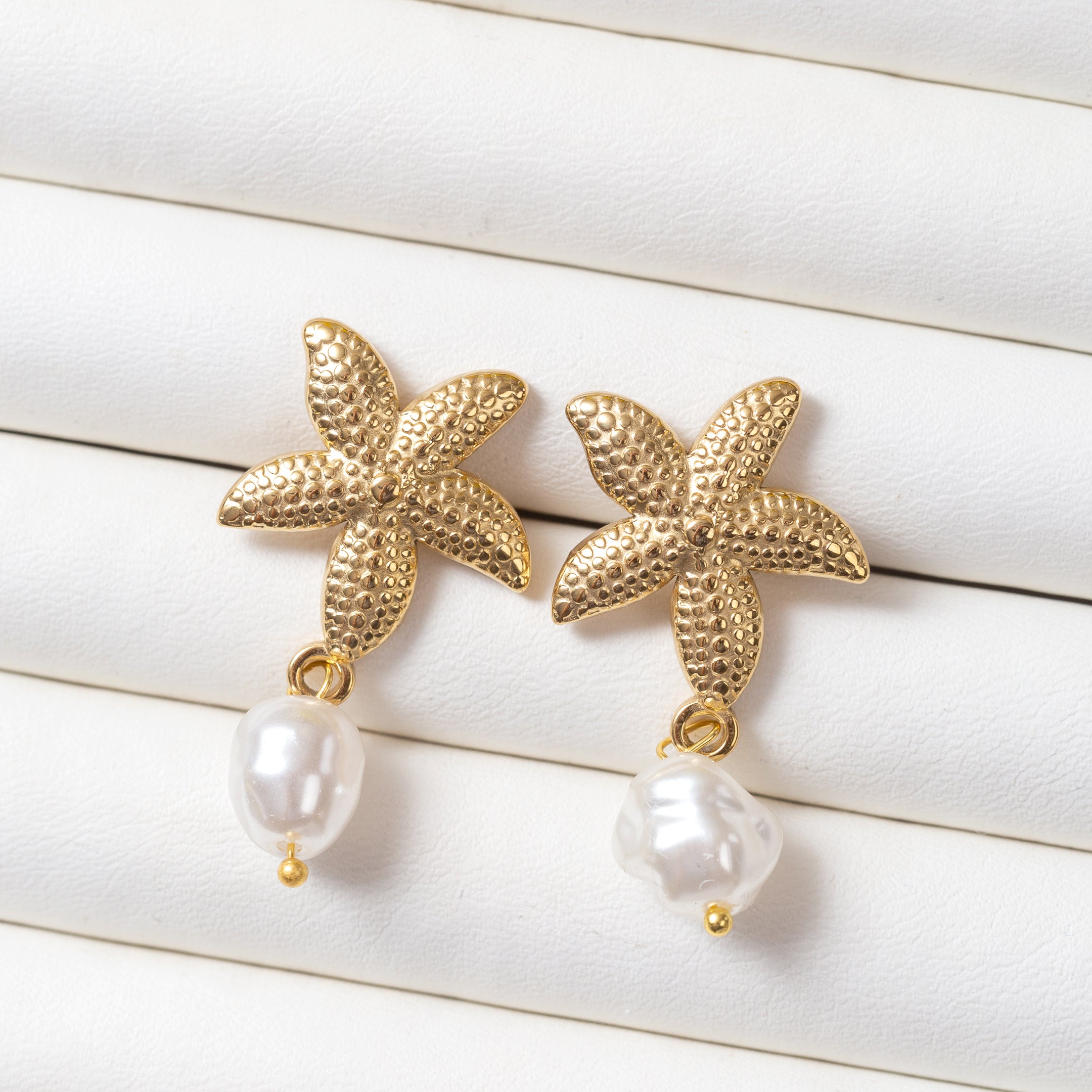 Boucles d'oreilles en acier