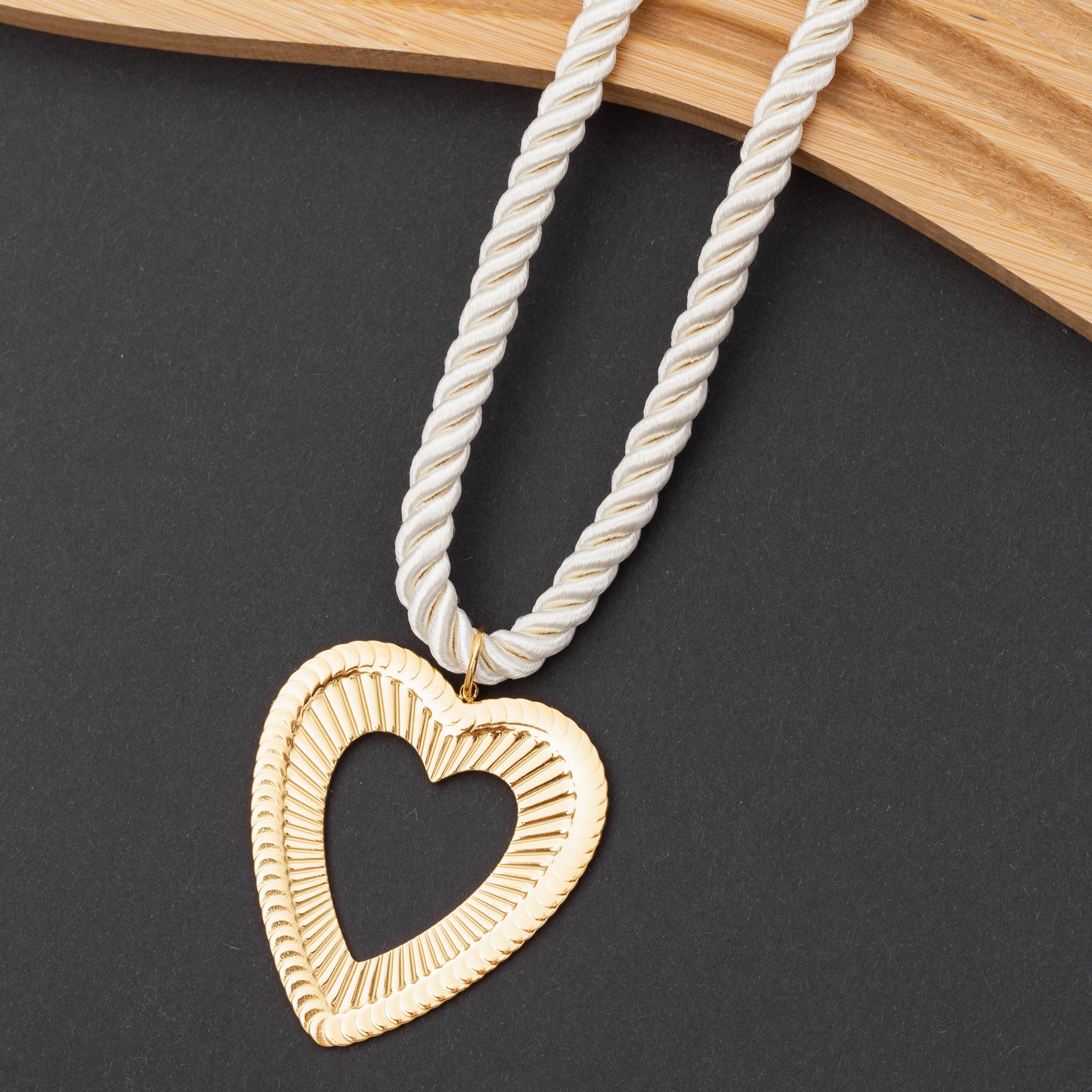 Collier SOLARA en acier inoxydable garanti