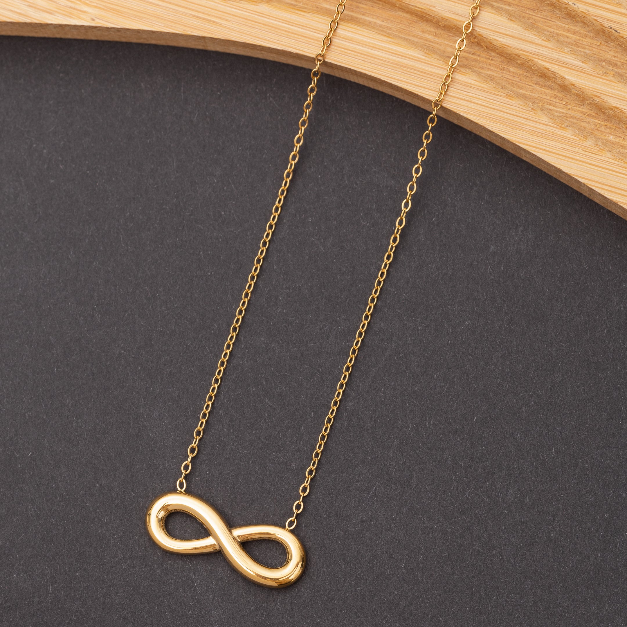 Collier ÉCHO en acier inoxydable garanti