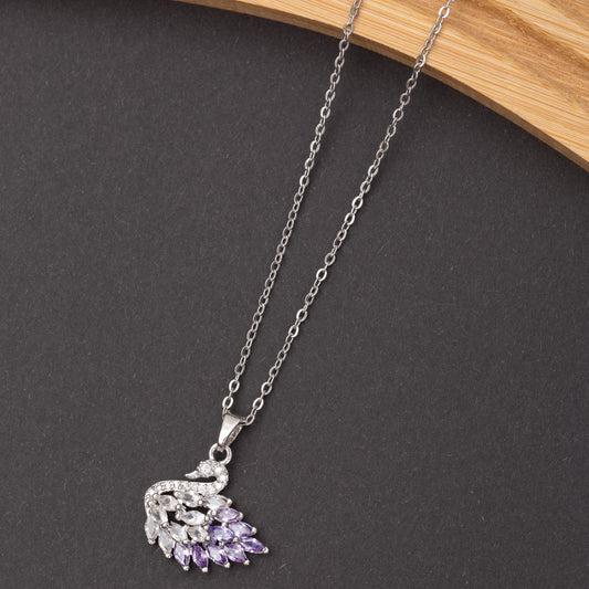 Collier SWAN en acier - Couleur Argentée - En Promotion
