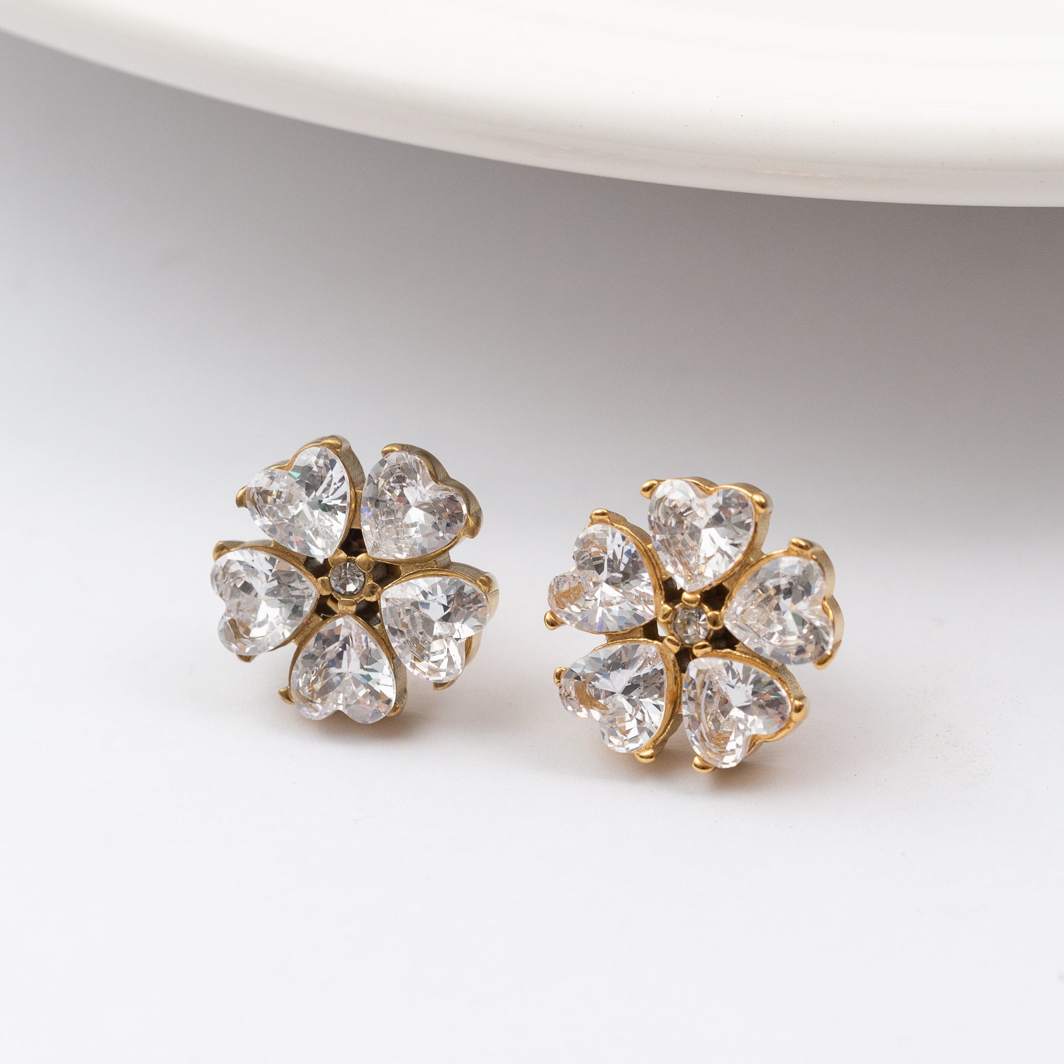 Boucles d'oreilles en acier