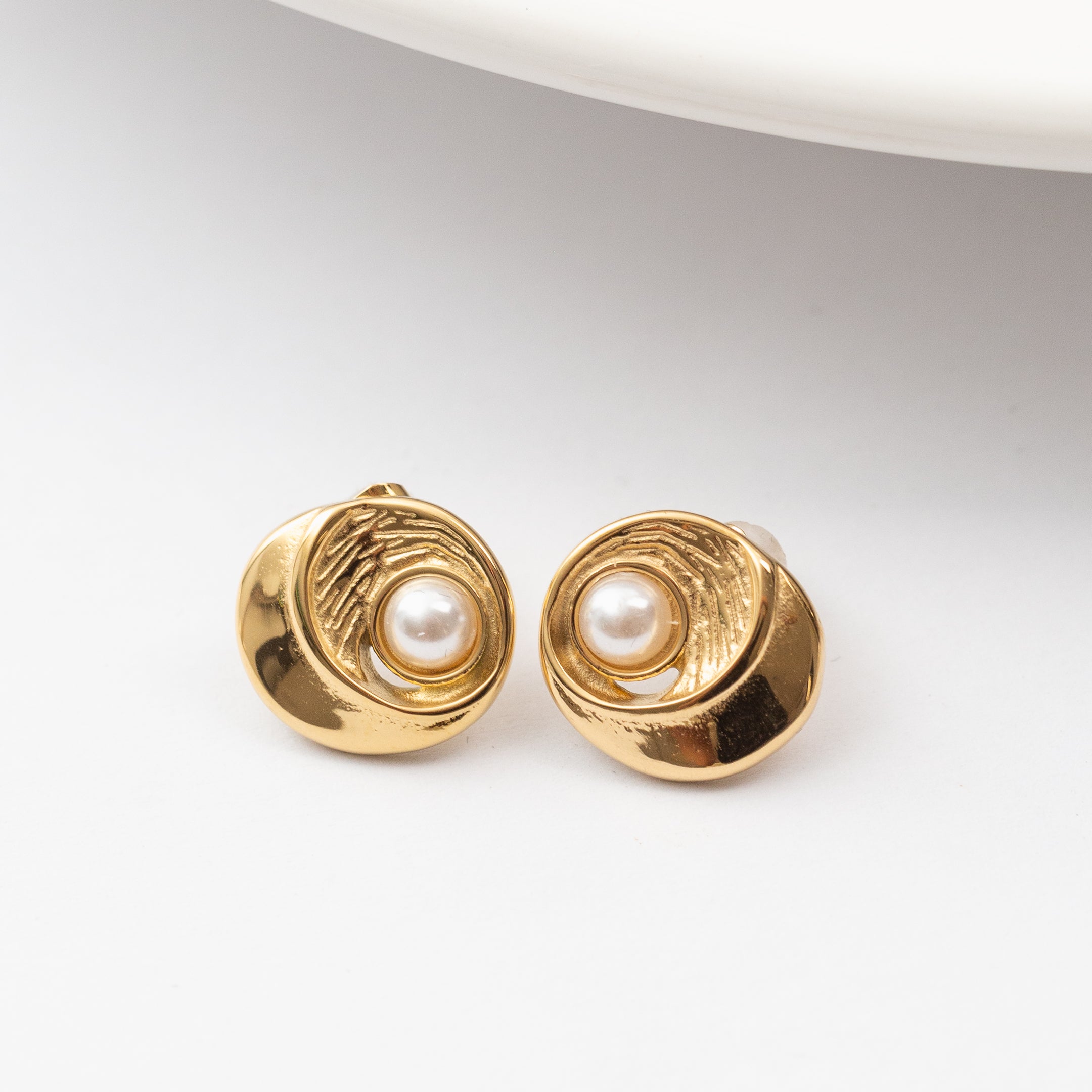 Boucles d'oreilles en acier