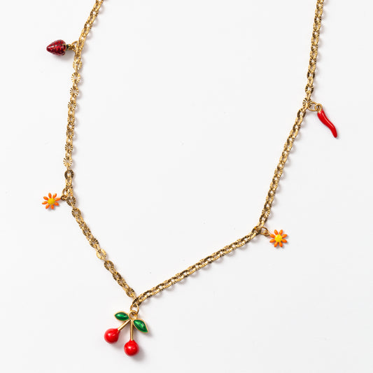 Collier en acier à un seul rang avec des motifs décoratifs