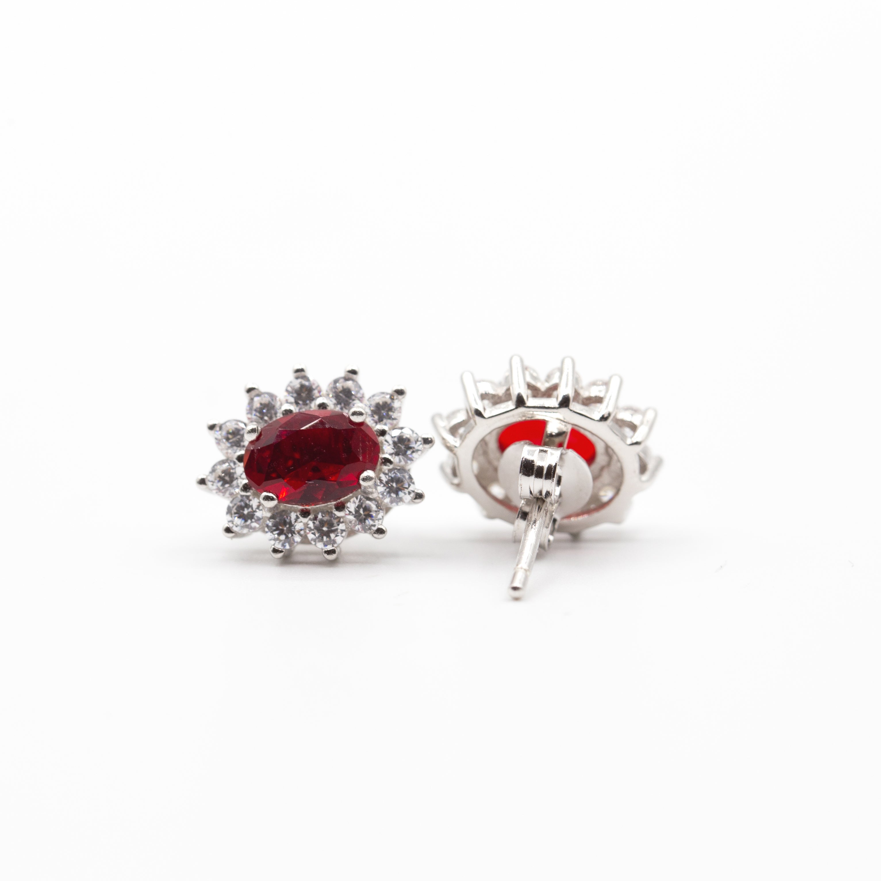 Boucles en argent rhodié garanti avec un motif fleuré rouge tendance pour cet été