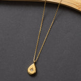 Collier en acier tendance en promo