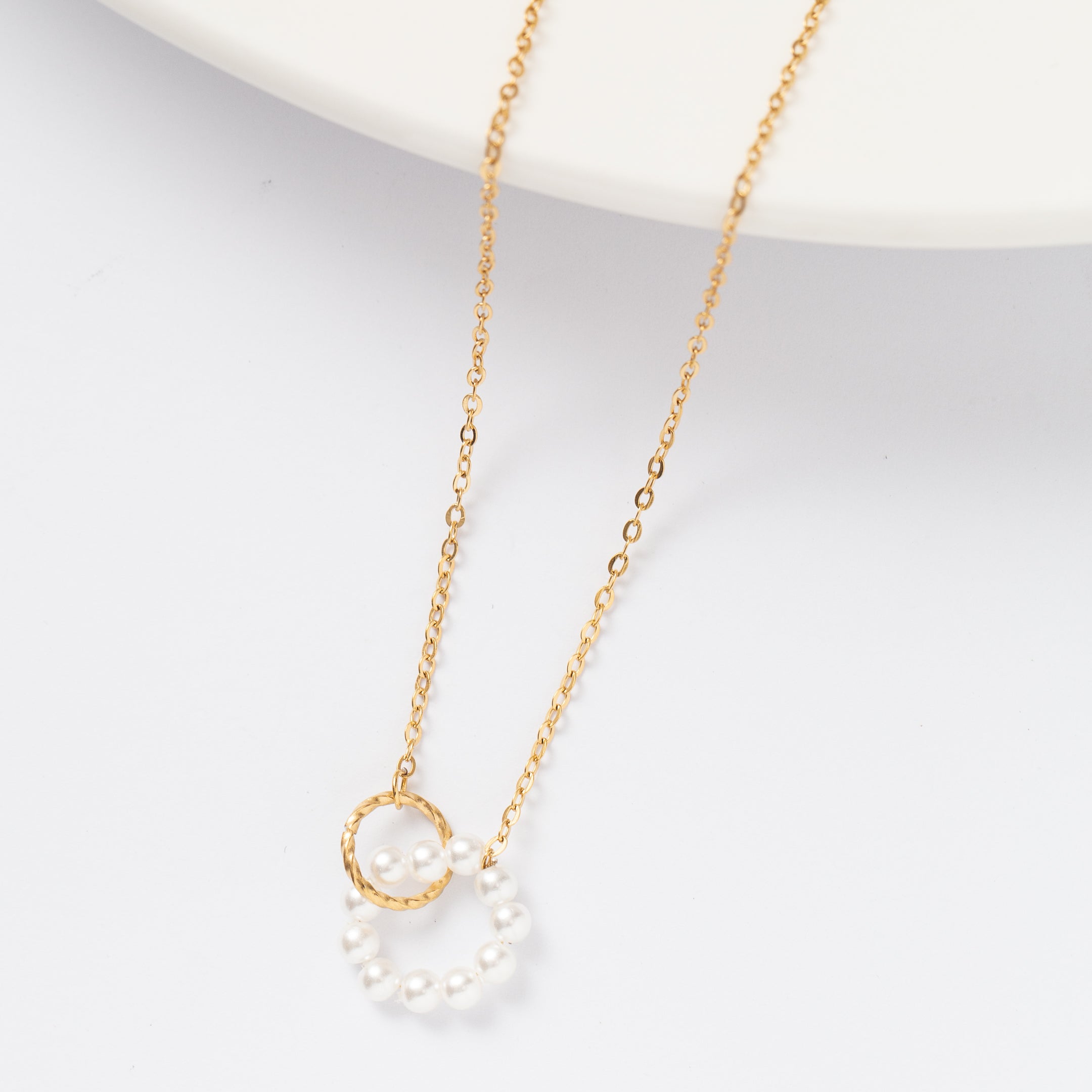 Collier en acier inoxydable perles en promo