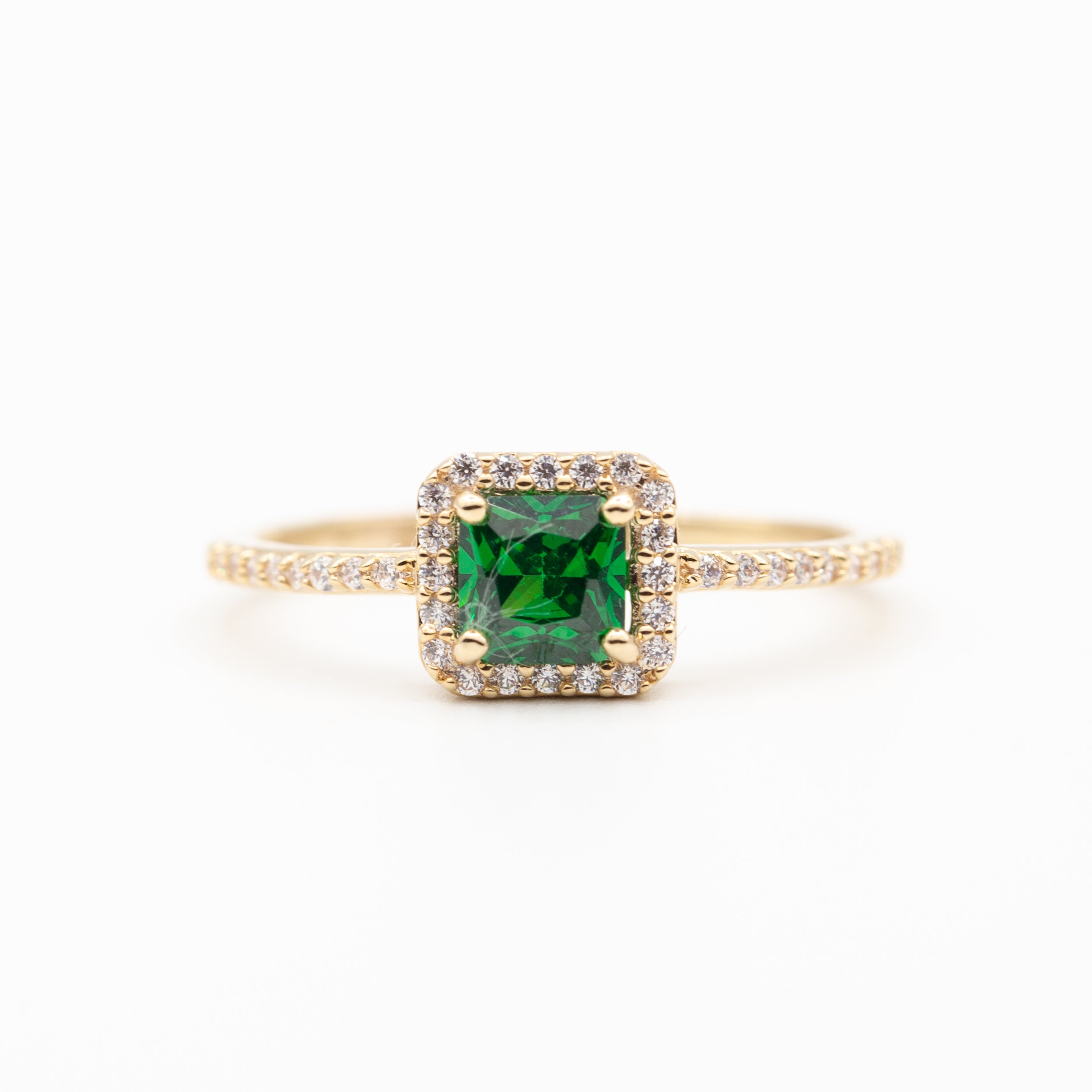 Bague en plaqué Or CN avec un motif carré vert bijouxcn