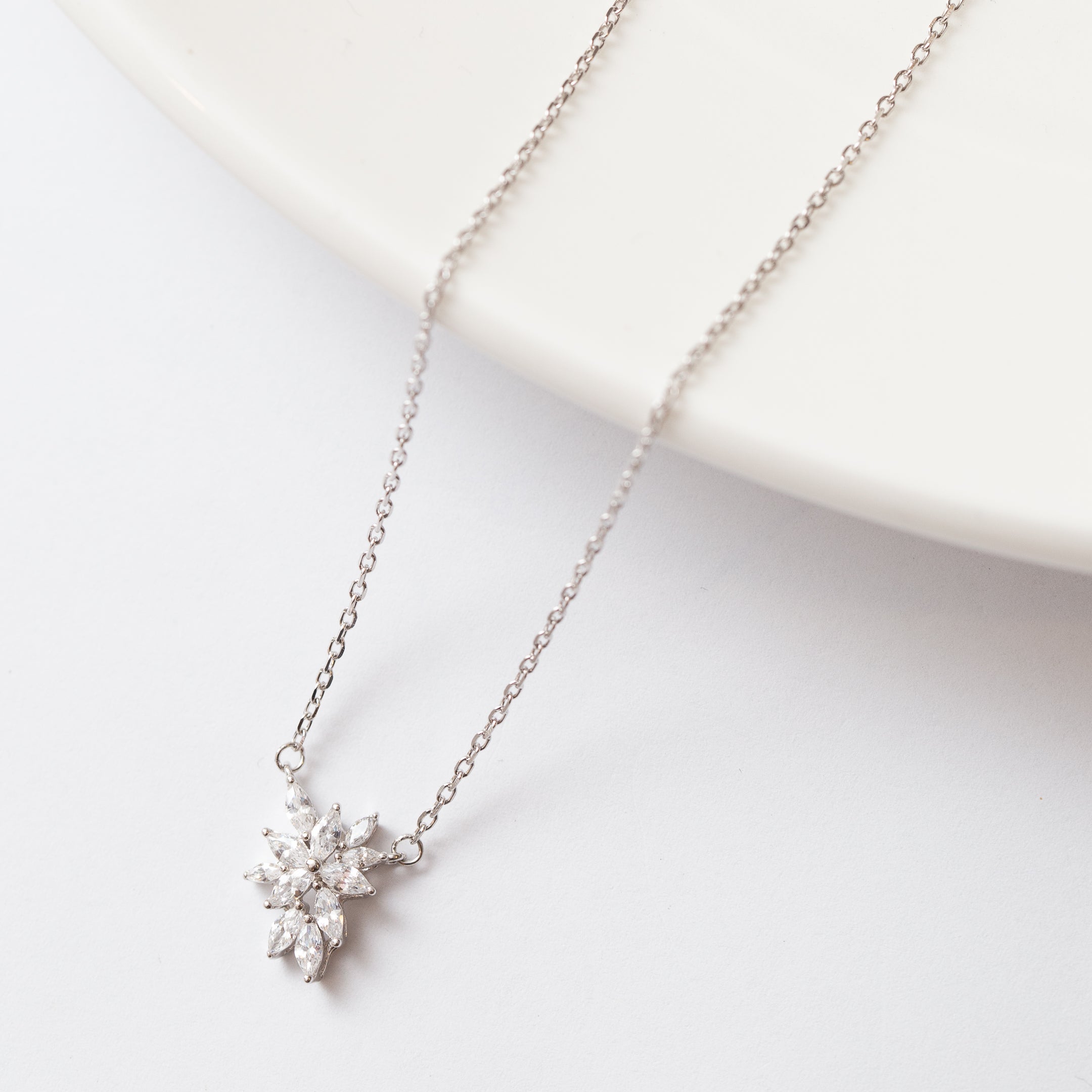 Collier Argent Rhodié - Tendance