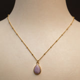 Collier en acier en promotion avec pierre lépidolite.