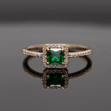 Bague en plaqué Or CN avec un motif carré vert bijouxcn