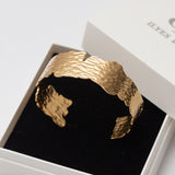 Bracelets en Acier, Style et Confort au Poignet