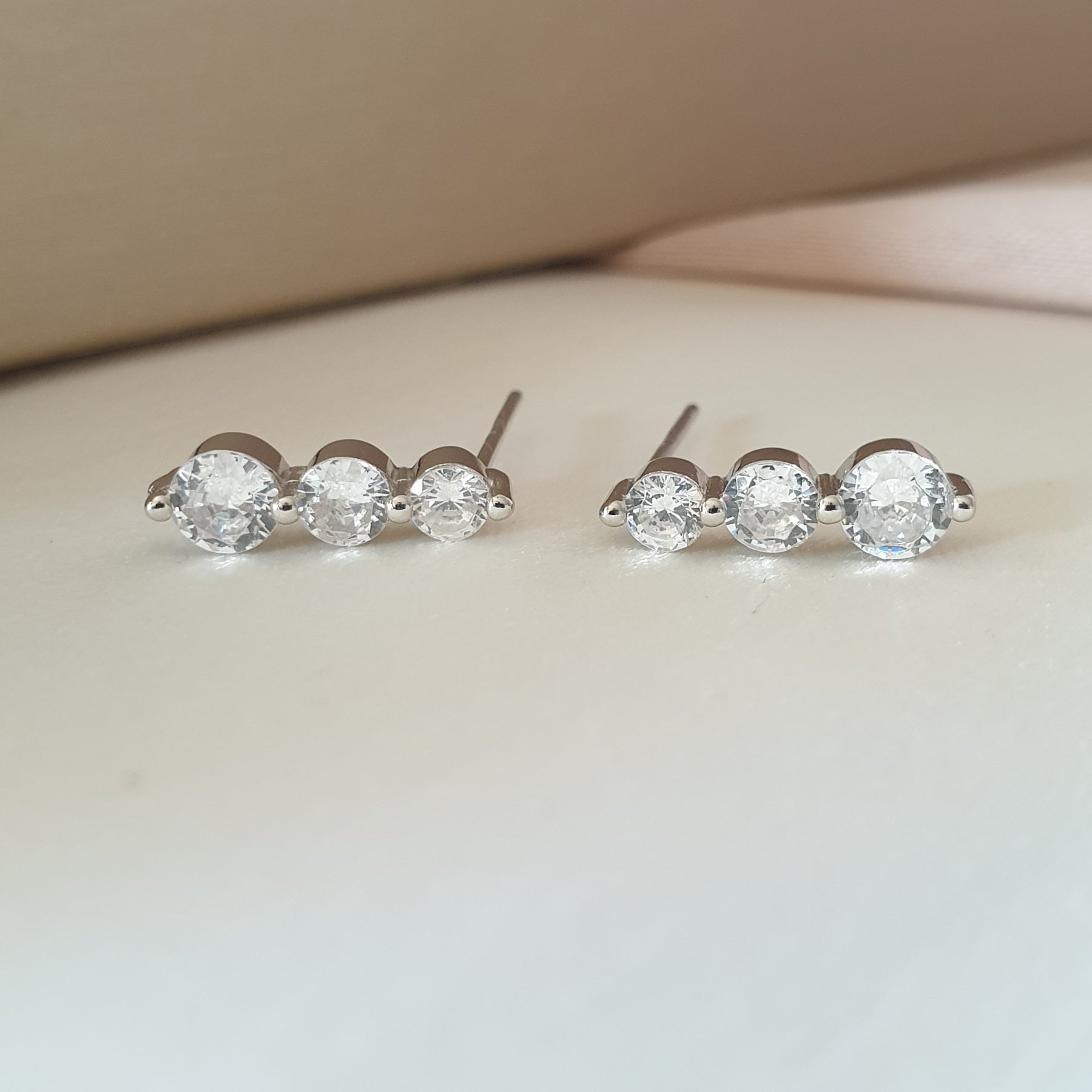 Boucle d'oreille argent Rhodié garanti 3 pierres soldeargent - 40%