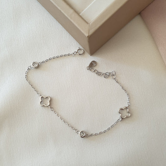 Gourmette Argent Rhodié Garanti trèfle fine 2 pierres