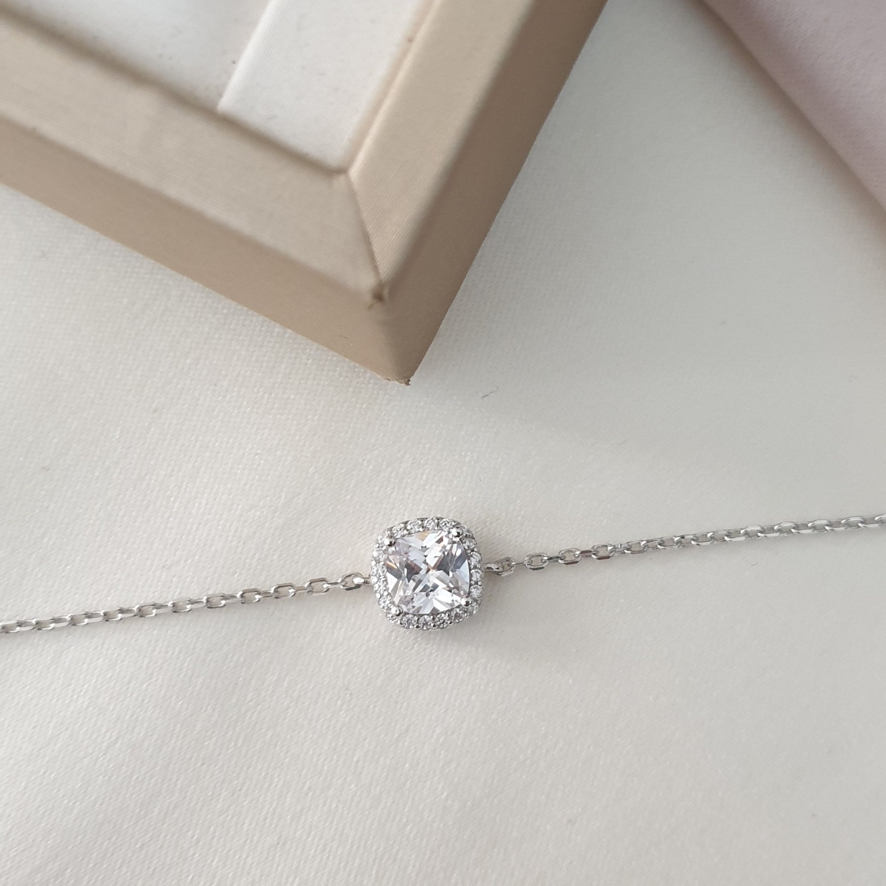 Gourmette argent Rhodié garanti le carré