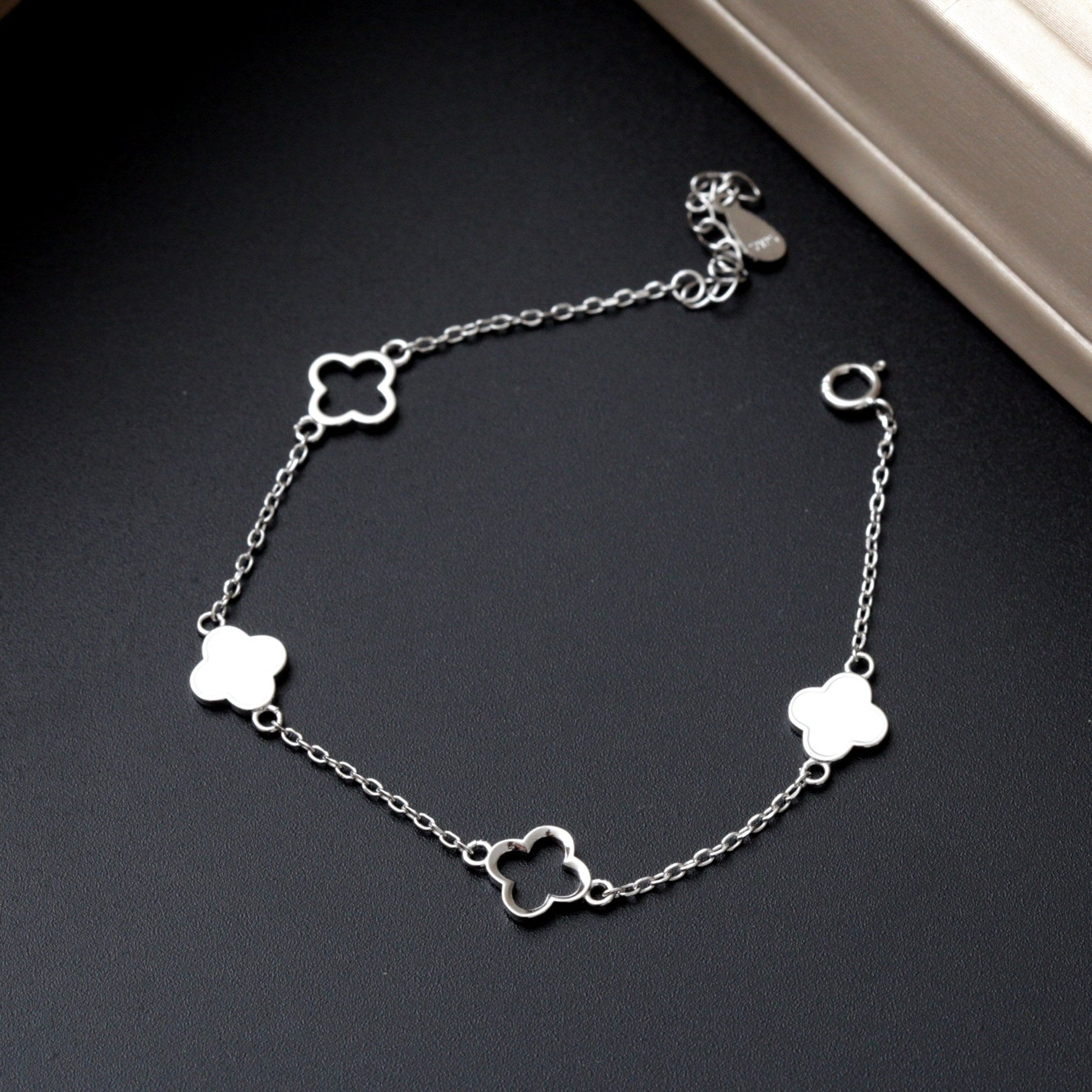 Gourmette Argent Rhodié Garanti trèfle blanc trèfle vide soldeargent - 40%