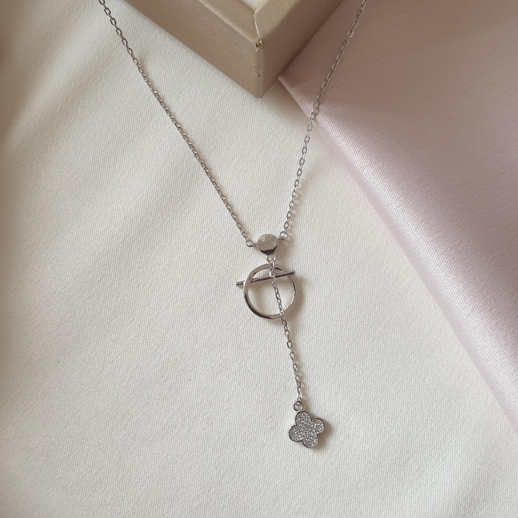 Collier argent Rhodié Garanti trèfle pendant