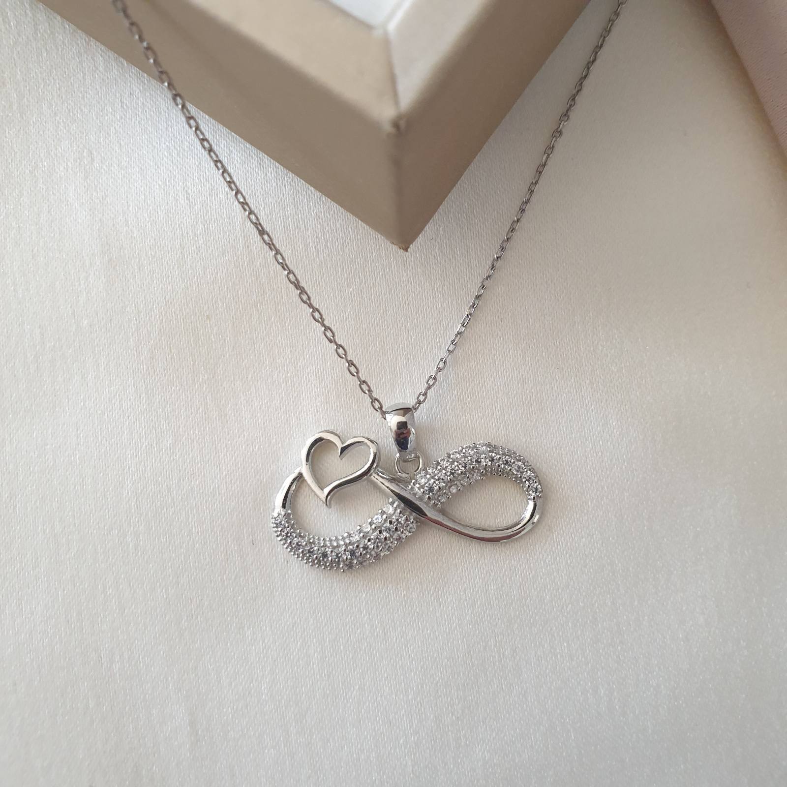 Collier Argent Rhodié Garanti soldeargent - 40%  infinity cœur