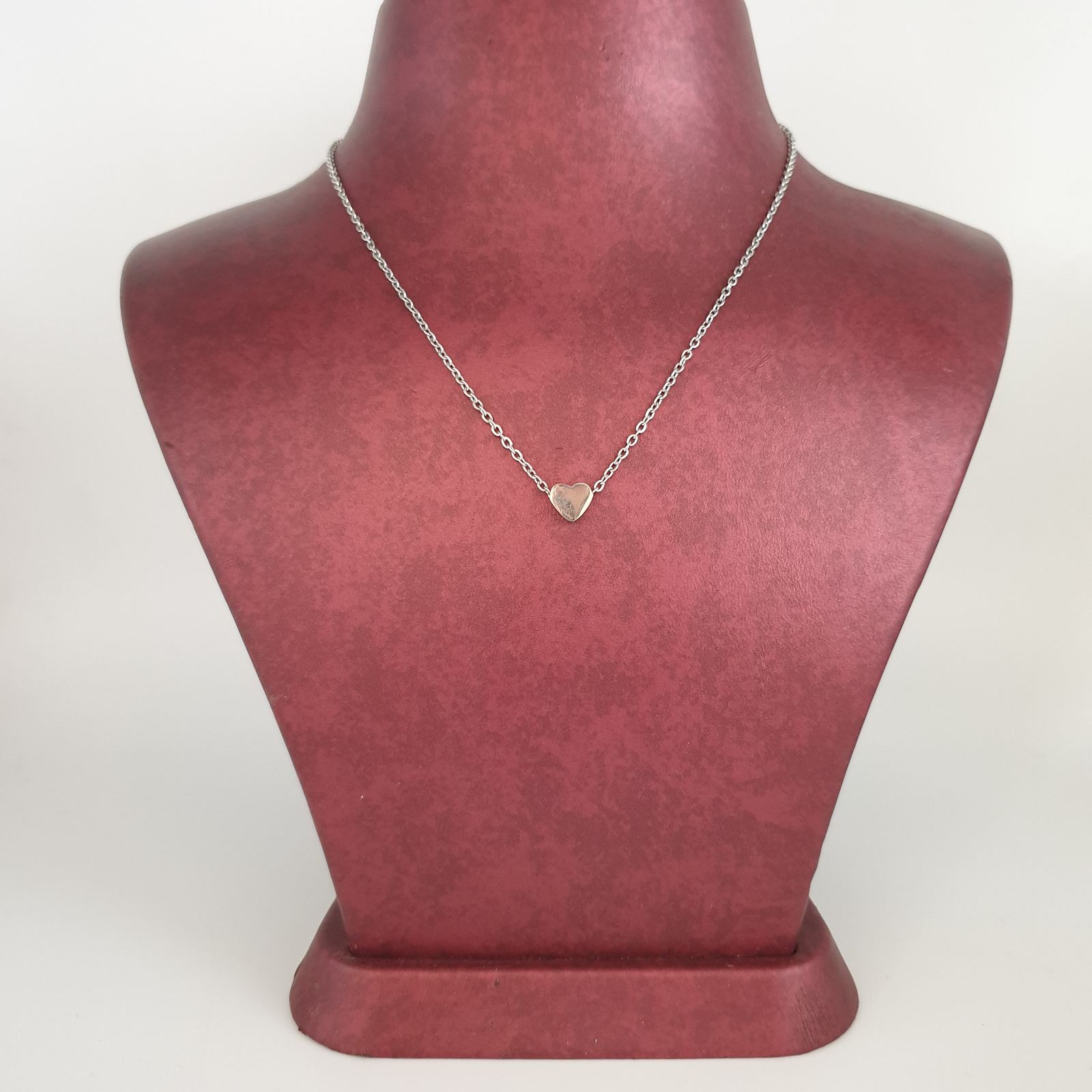 Collier acier garanti inoxydable petit cœur argenté